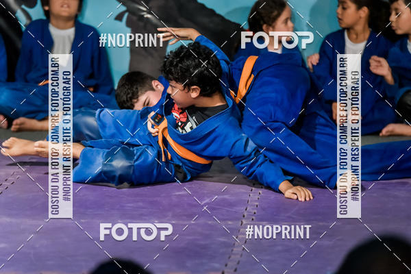 Buy your photos of the eventApresenta��o de Capoeira e Ju Jitsu 2019 on Fotop