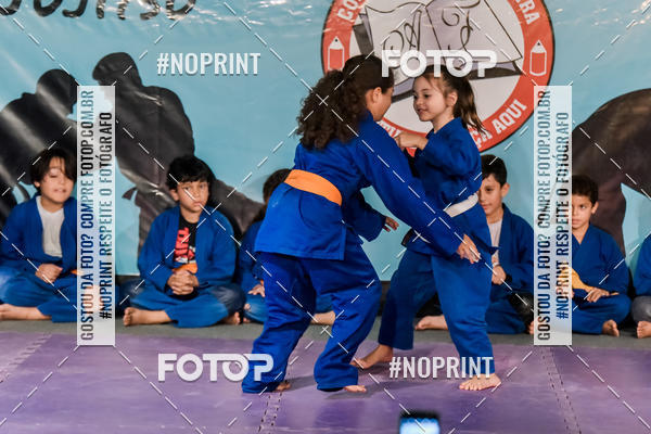 Buy your photos of the eventApresenta��o de Capoeira e Ju Jitsu 2019 on Fotop