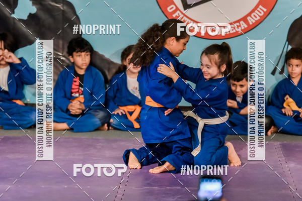 Buy your photos of the eventApresenta��o de Capoeira e Ju Jitsu 2019 on Fotop