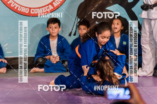 Buy your photos of the eventApresenta��o de Capoeira e Ju Jitsu 2019 on Fotop