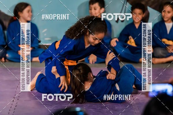 Buy your photos of the eventApresenta��o de Capoeira e Ju Jitsu 2019 on Fotop