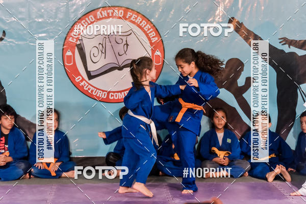 Buy your photos of the eventApresenta��o de Capoeira e Ju Jitsu 2019 on Fotop