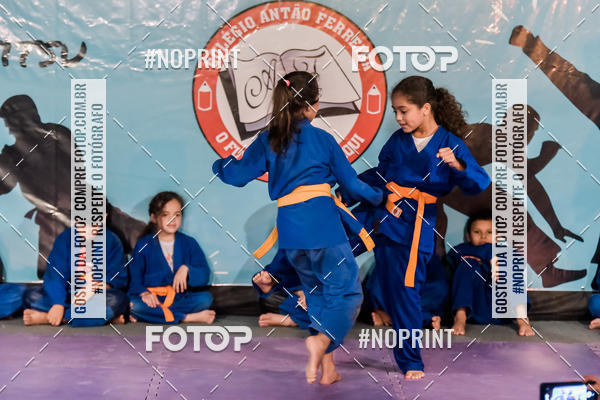 Buy your photos of the eventApresenta��o de Capoeira e Ju Jitsu 2019 on Fotop