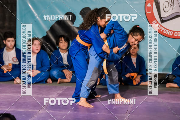 Buy your photos of the eventApresenta��o de Capoeira e Ju Jitsu 2019 on Fotop