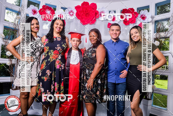 Buy your photos of the eventFormatura 2019 on Fotop