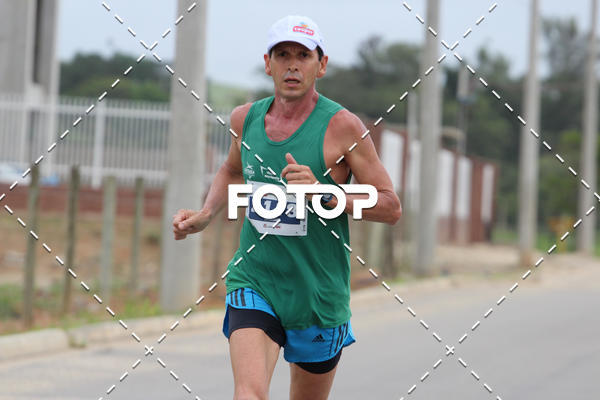 Buy your photos of the eventMEIA MARATONA DE JACARE  on Fotop