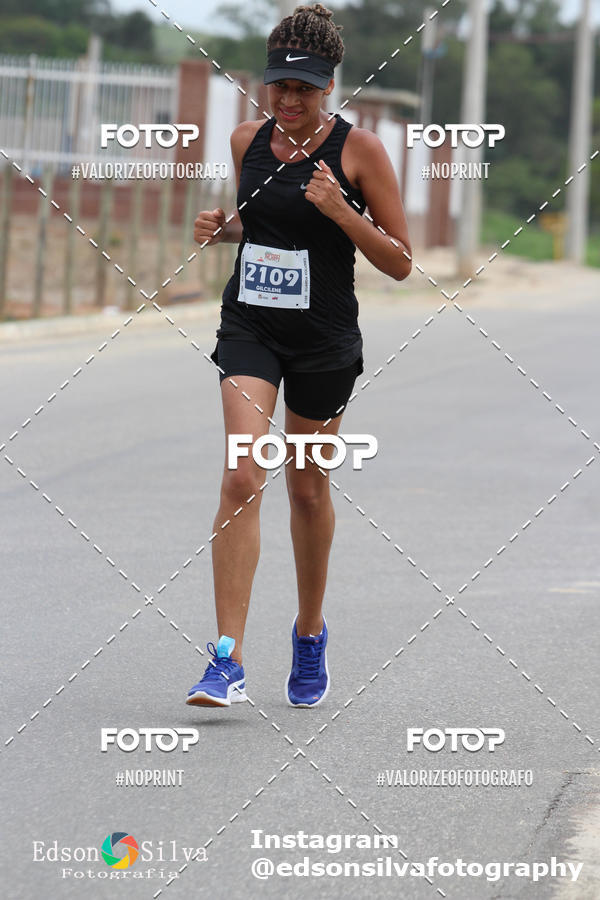 Buy your photos of the eventMEIA MARATONA DE JACARE  on Fotop