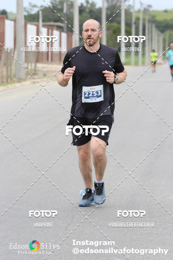 Buy your photos of the eventMEIA MARATONA DE JACARE  on Fotop