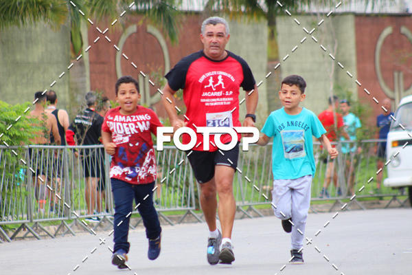 Buy your photos of the eventMEIA MARATONA DE JACARE  on Fotop