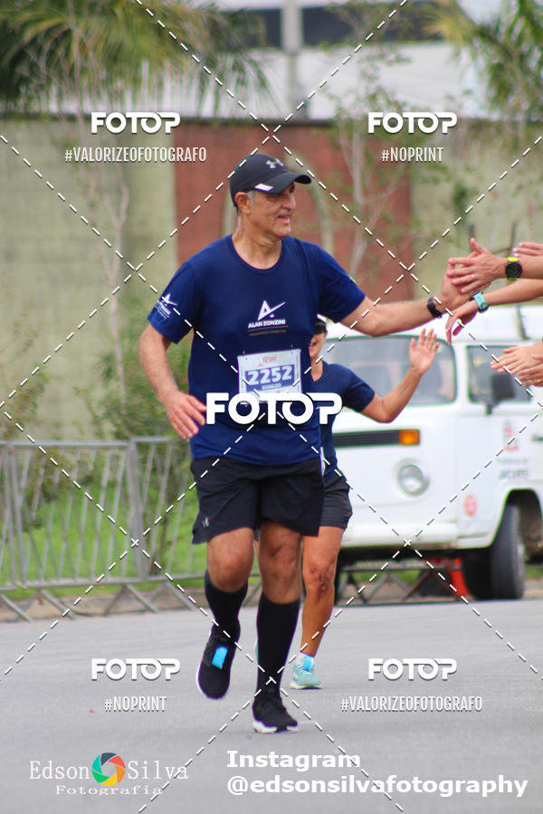 Buy your photos of the eventMEIA MARATONA DE JACARE  on Fotop