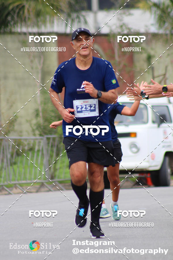 Buy your photos of the eventMEIA MARATONA DE JACARE  on Fotop