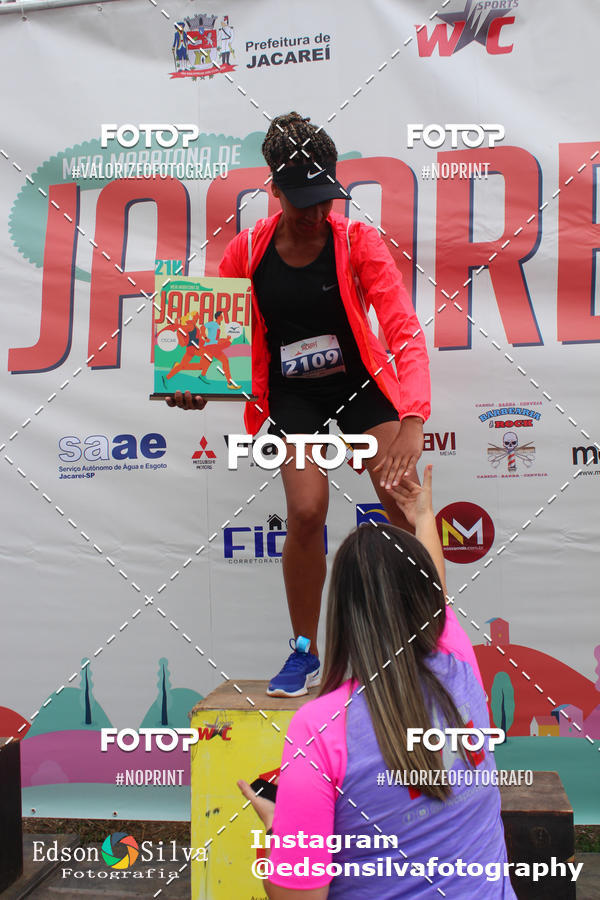 Buy your photos of the eventMEIA MARATONA DE JACARE  on Fotop