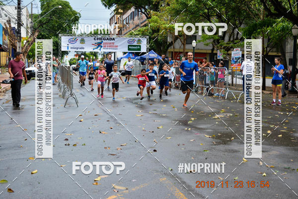 Acquista le foto dell'eventoCircuito de corrida fecam integrado night run in Fotop