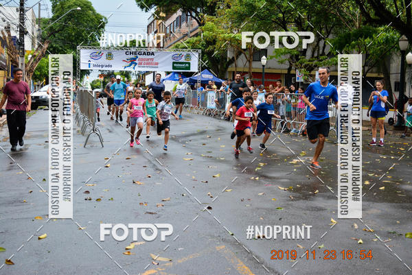 Buy your photos of the eventCircuito de corrida fecam integrado night run on Fotop