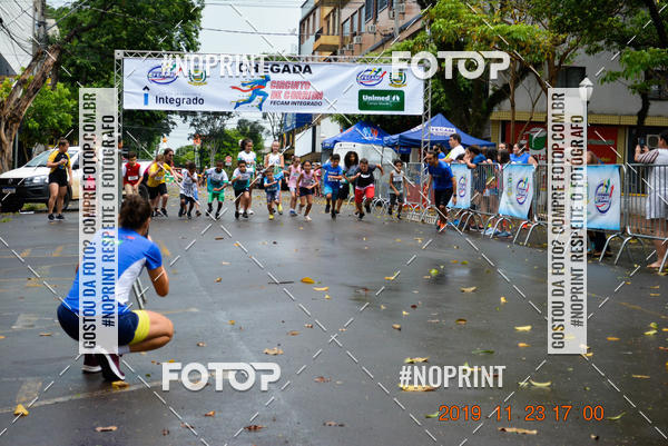 Achetez vos photos de l'vnementCircuito de corrida fecam integrado night run sur Fotop
