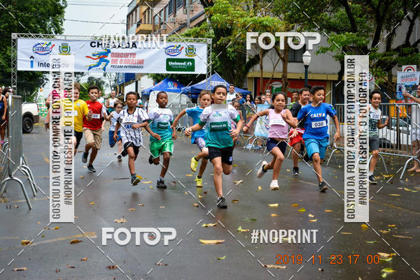 Achetez vos photos de l'vnementCircuito de corrida fecam integrado night run sur Fotop