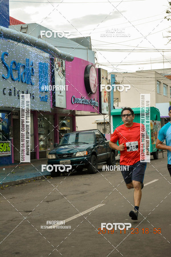 Compre as suas fotos do eventoCircuito de corrida fecam integrado night run no Fotop