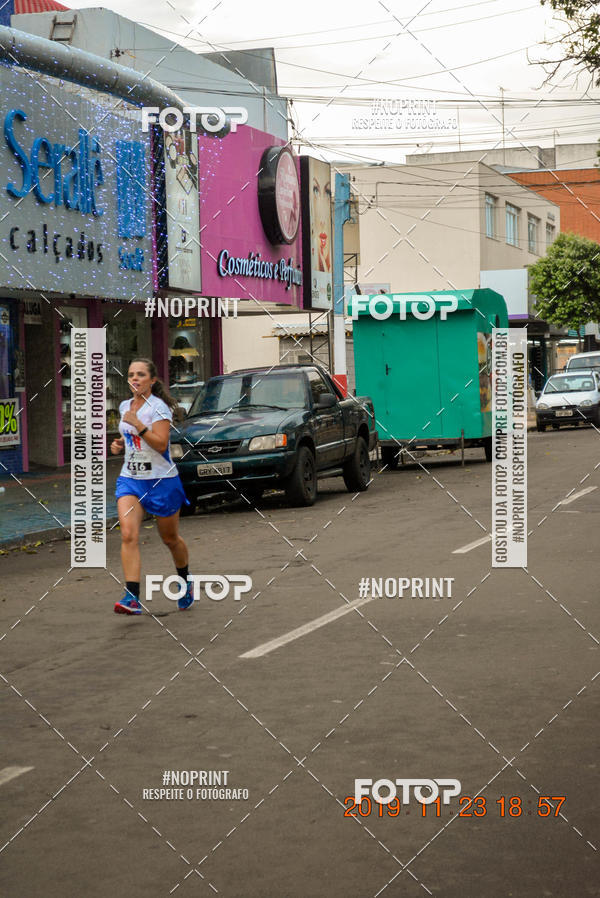 Compre as suas fotos do eventoCircuito de corrida fecam integrado night run no Fotop