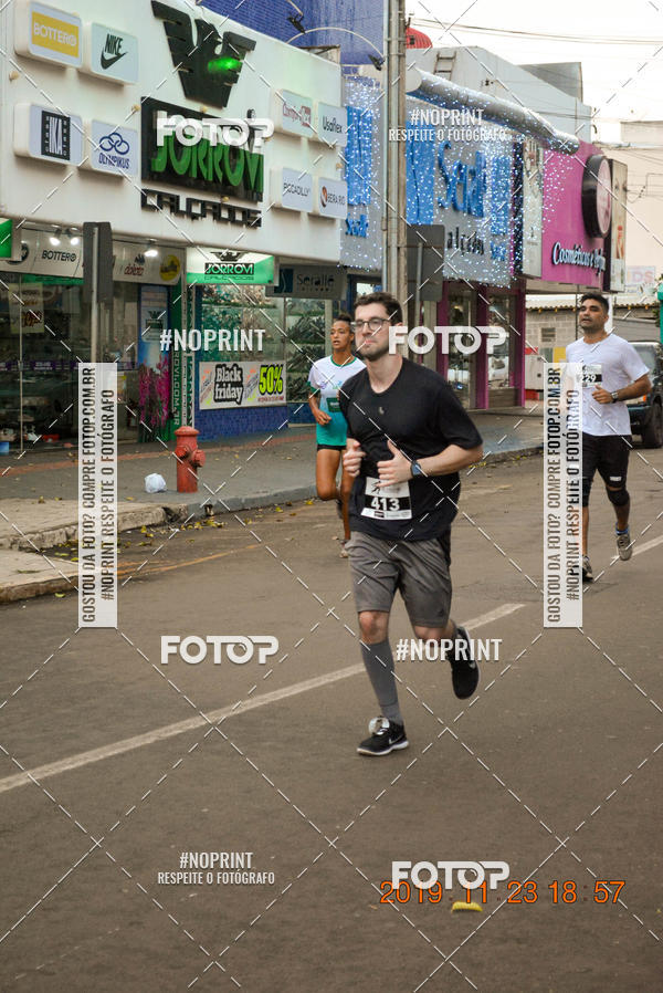 Compre as suas fotos do eventoCircuito de corrida fecam integrado night run no Fotop