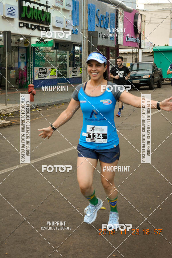 Compra tus fotos del eventoCircuito de corrida fecam integrado night run En Fotop