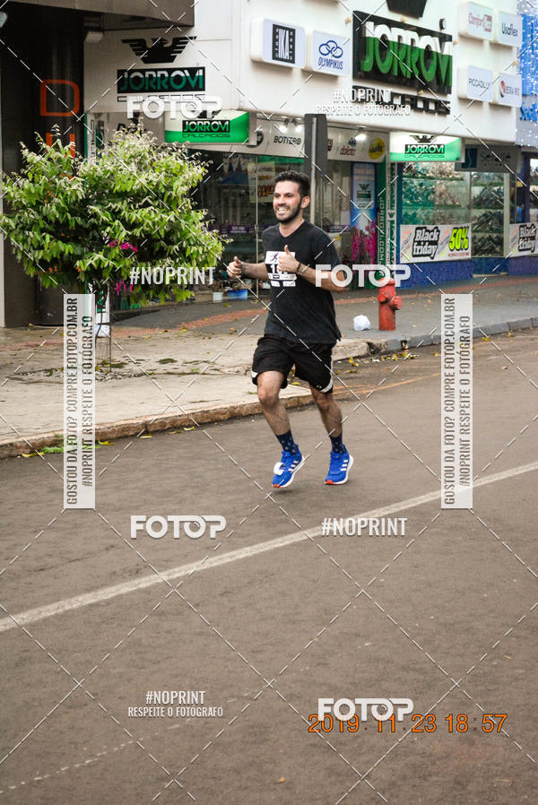 Compra tus fotos del eventoCircuito de corrida fecam integrado night run En Fotop