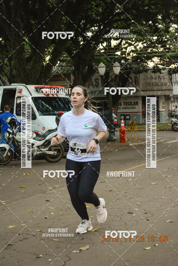 Compre suas fotos do eventoCircuito de corrida fecam integrado night run no Fotop