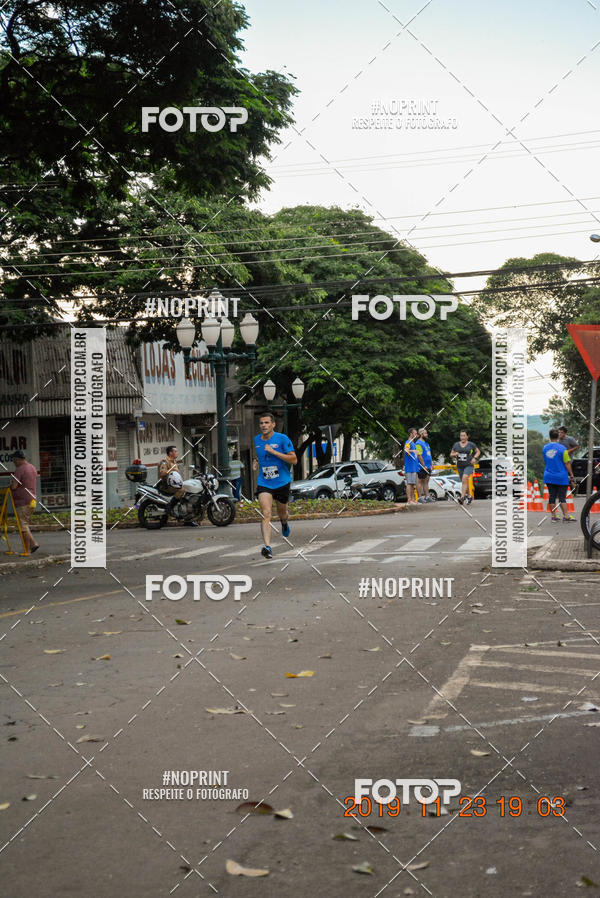 Compre suas fotos do eventoCircuito de corrida fecam integrado night run no Fotop