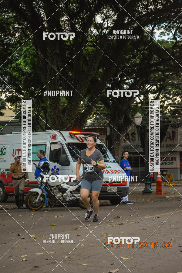 Compre suas fotos do eventoCircuito de corrida fecam integrado night run no Fotop