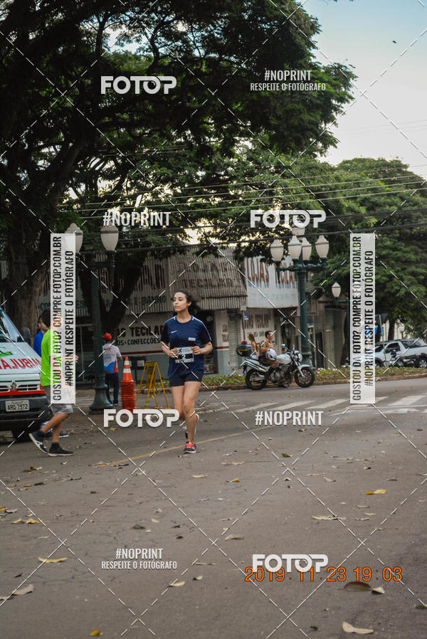 Compre suas fotos do eventoCircuito de corrida fecam integrado night run no Fotop