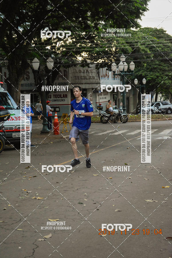 Compre suas fotos do eventoCircuito de corrida fecam integrado night run no Fotop