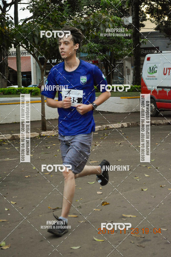 Compre suas fotos do eventoCircuito de corrida fecam integrado night run no Fotop