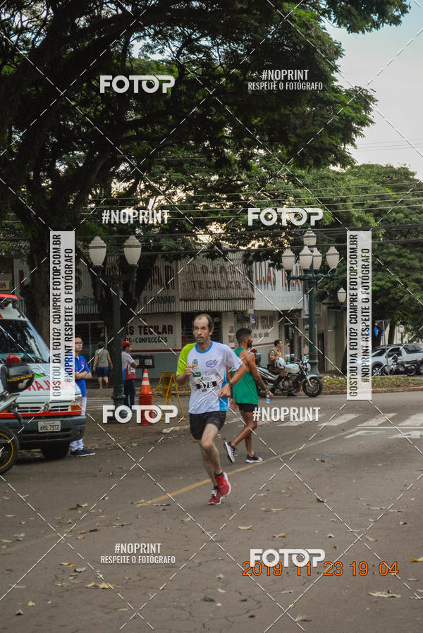 Compre suas fotos do eventoCircuito de corrida fecam integrado night run no Fotop