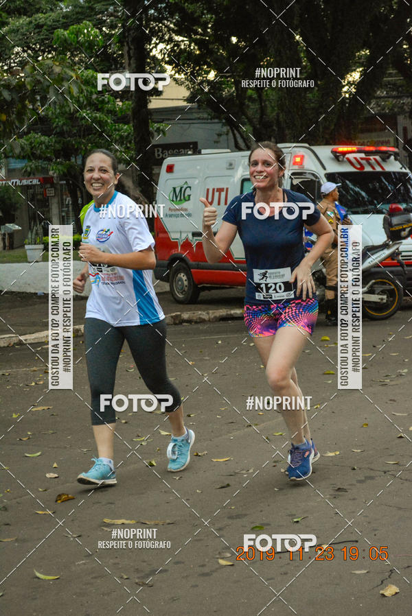 Achetez vos photos de l'vnementCircuito de corrida fecam integrado night run sur Fotop