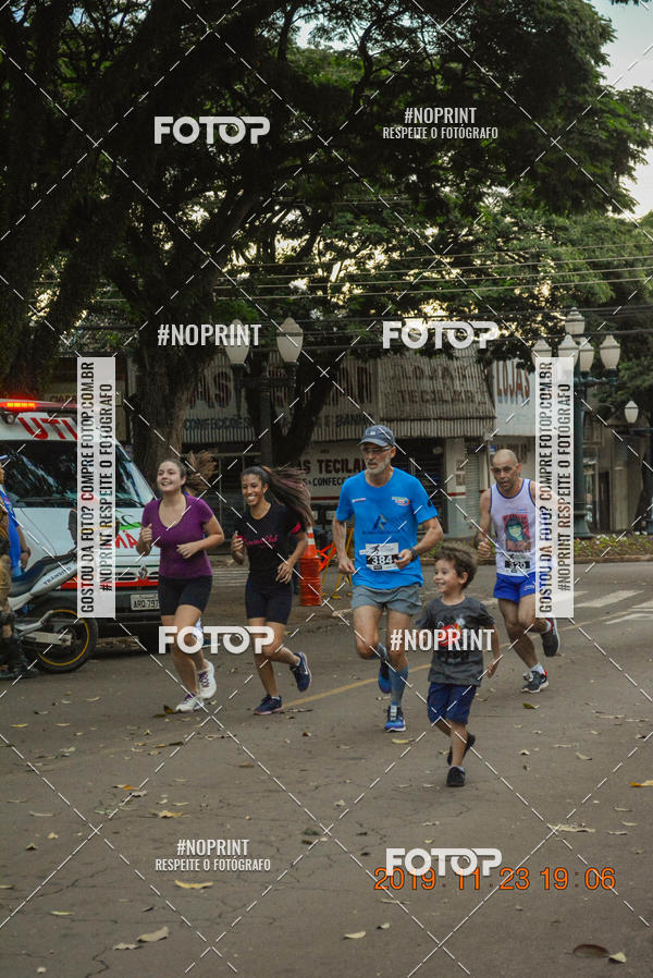 Achetez vos photos de l'vnementCircuito de corrida fecam integrado night run sur Fotop