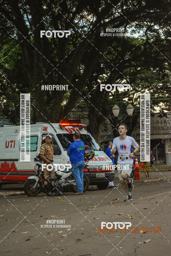 Compre as suas fotos do eventoCircuito de corrida fecam integrado night run no Fotop