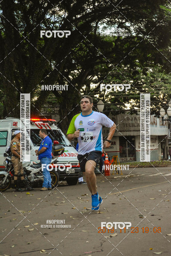 Compre as suas fotos do eventoCircuito de corrida fecam integrado night run no Fotop