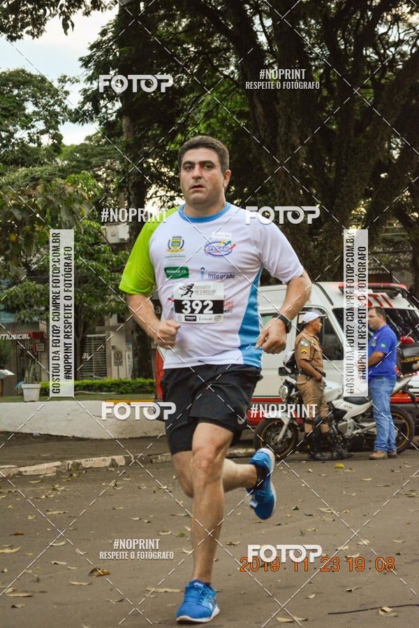 Compre as suas fotos do eventoCircuito de corrida fecam integrado night run no Fotop