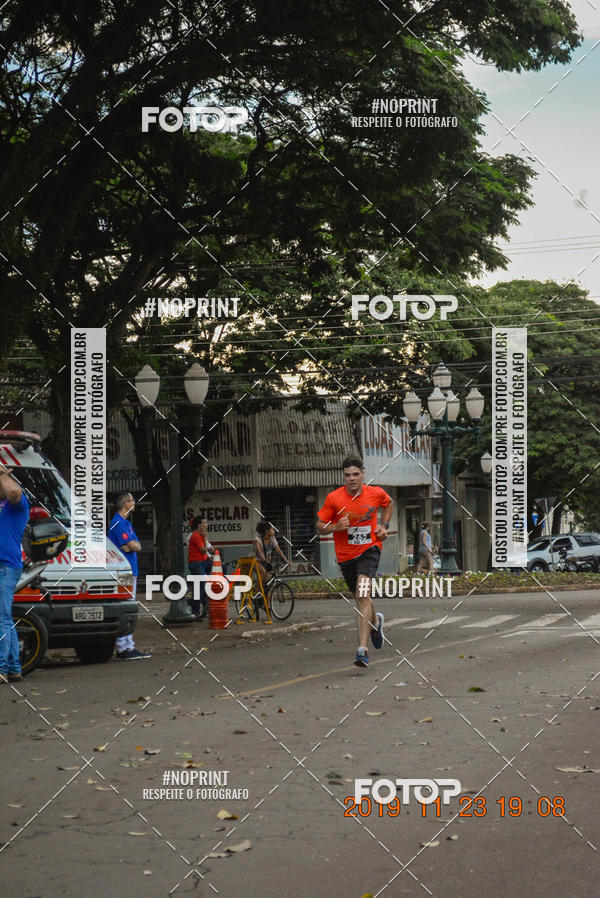 Compre as suas fotos do eventoCircuito de corrida fecam integrado night run no Fotop