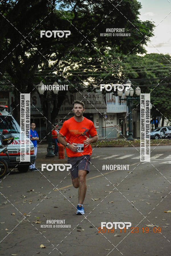 Compra tus fotos del eventoCircuito de corrida fecam integrado night run En Fotop
