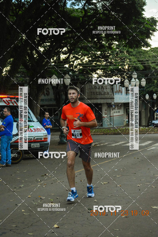 Compra tus fotos del eventoCircuito de corrida fecam integrado night run En Fotop