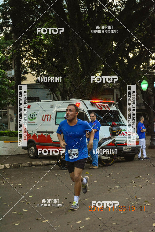 Achetez vos photos de l'vnementCircuito de corrida fecam integrado night run sur Fotop