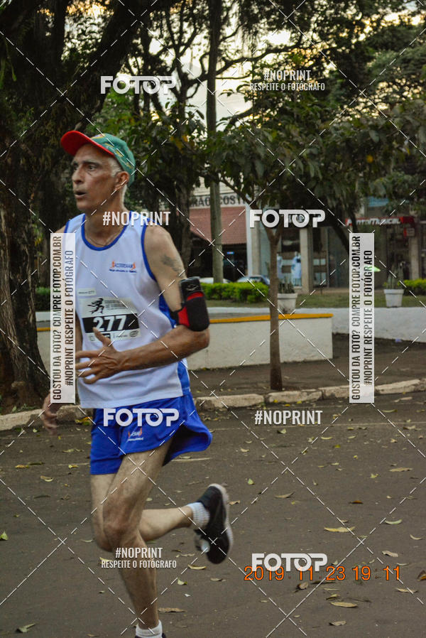 Compra tus fotos del eventoCircuito de corrida fecam integrado night run En Fotop