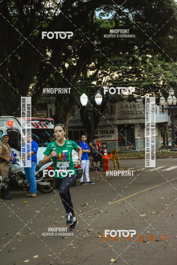Compra tus fotos del eventoCircuito de corrida fecam integrado night run En Fotop