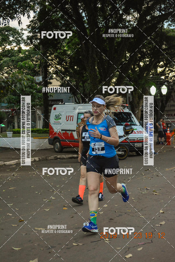 Compra tus fotos del eventoCircuito de corrida fecam integrado night run En Fotop