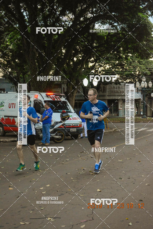 Compra tus fotos del eventoCircuito de corrida fecam integrado night run En Fotop