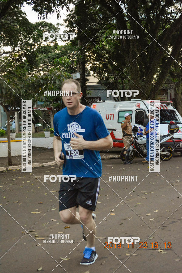 Compra tus fotos del eventoCircuito de corrida fecam integrado night run En Fotop