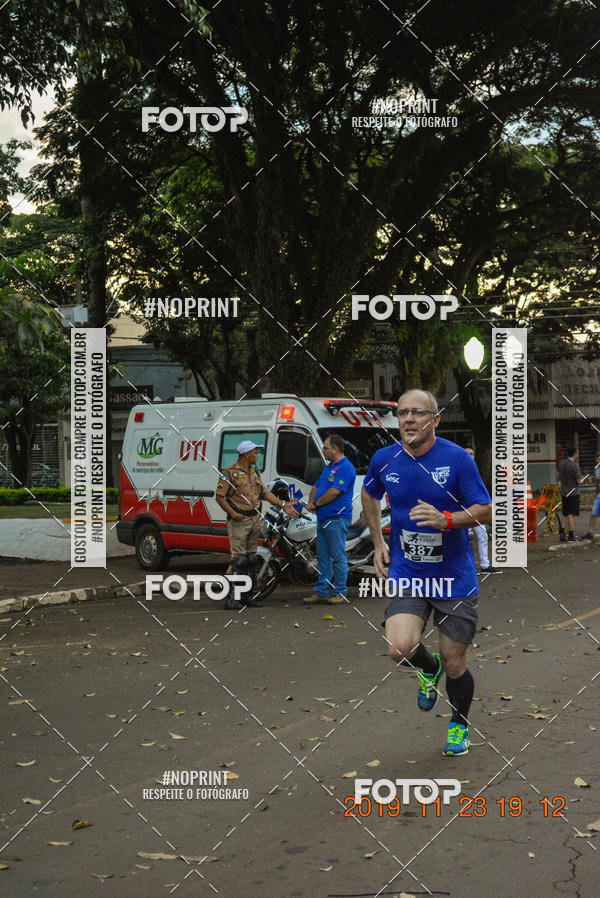 Compra tus fotos del eventoCircuito de corrida fecam integrado night run En Fotop