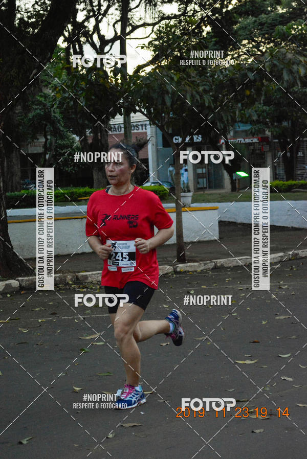 Achetez vos photos de l'vnementCircuito de corrida fecam integrado night run sur Fotop