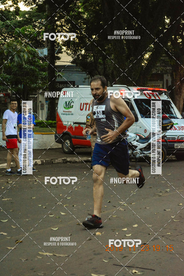 Compre as suas fotos do eventoCircuito de corrida fecam integrado night run no Fotop