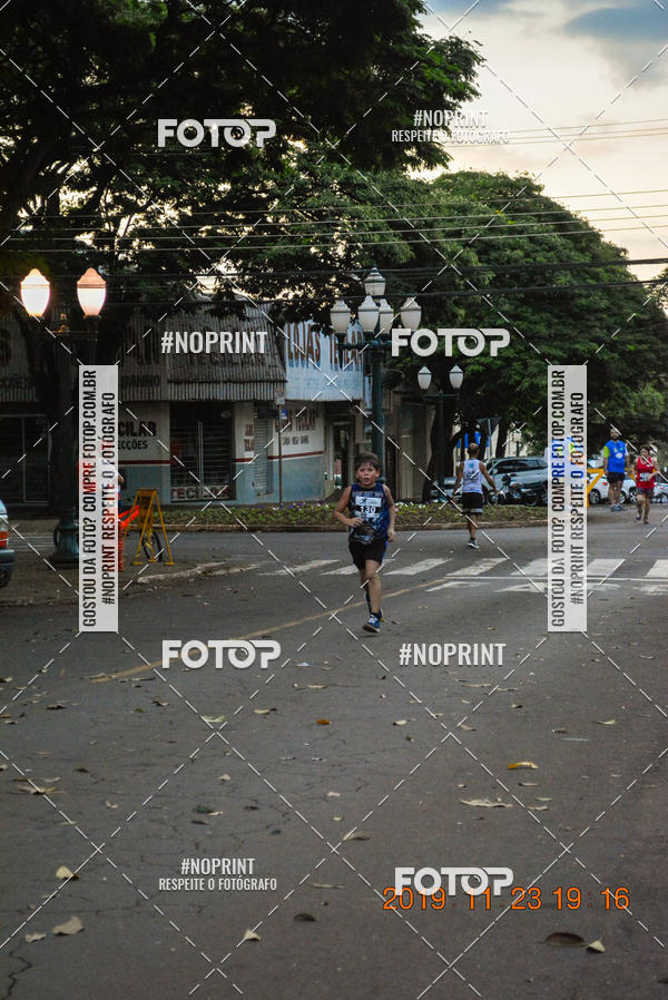 Compre as suas fotos do eventoCircuito de corrida fecam integrado night run no Fotop